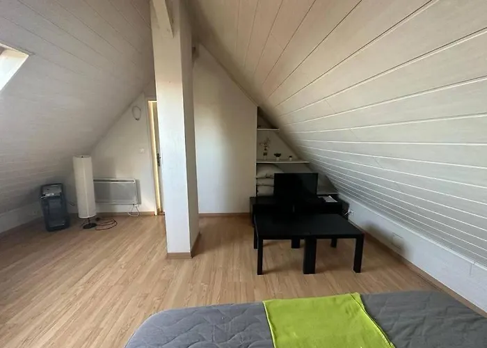 Duplex F2 - Proche Gare Tgv
